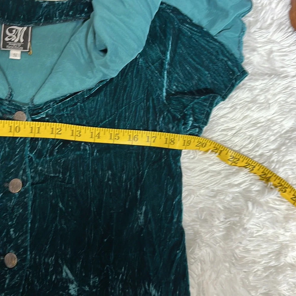 Vintage M Designs by Martin McCrea Blue-Green Off Shoulder Top - Picture 6 of 7